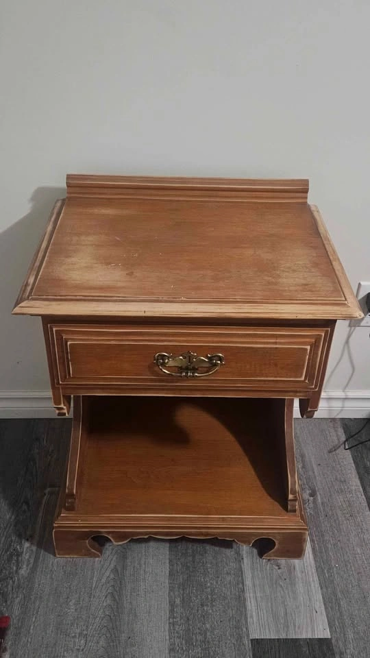 Bedside table - photo 2