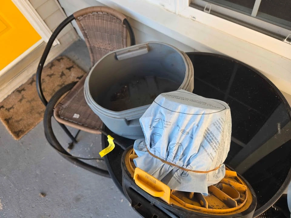 2 Gallon Wet/Dry Vac - photo 4