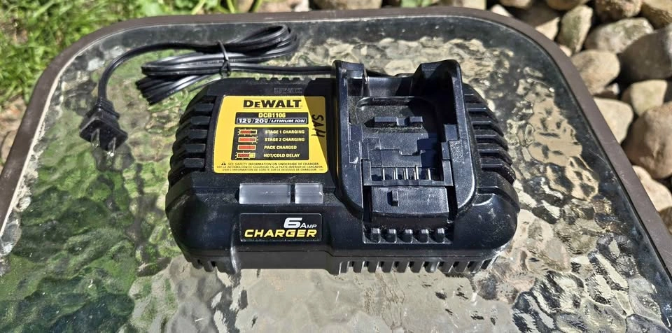 DeWalt Batter Charger 6 Amp