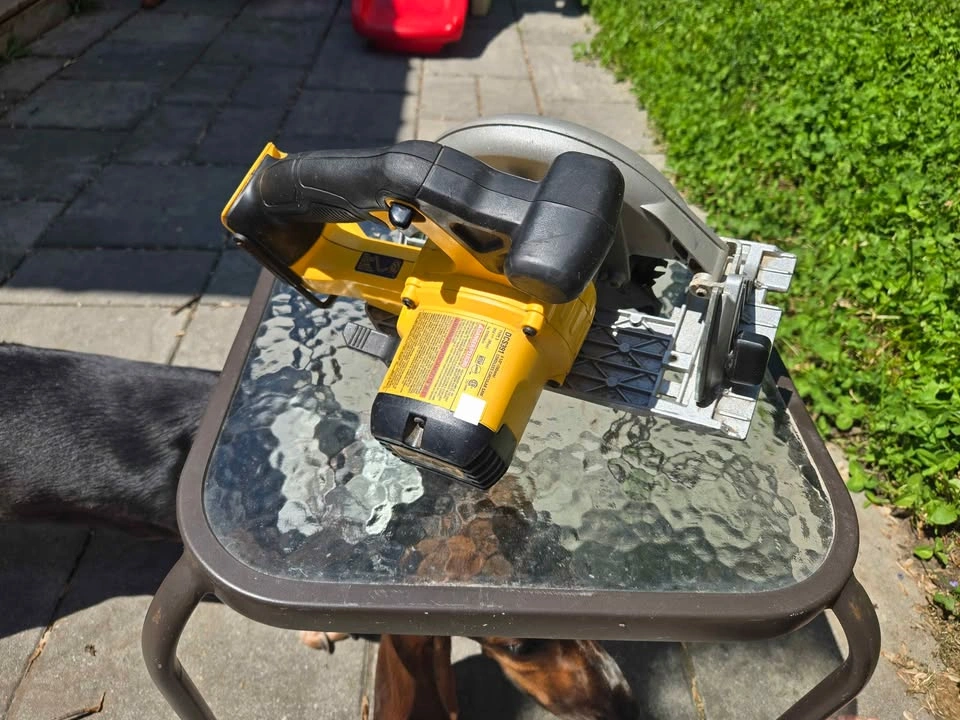 DeWalt 20V MAX circular saw - photo 4