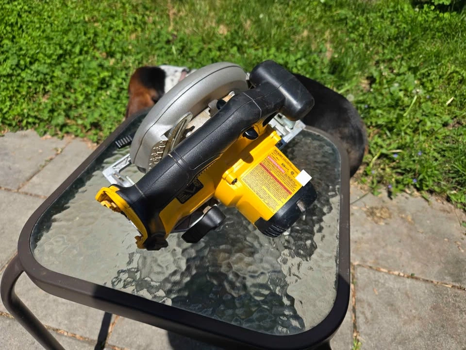 DeWalt 20V MAX circular saw - photo 5