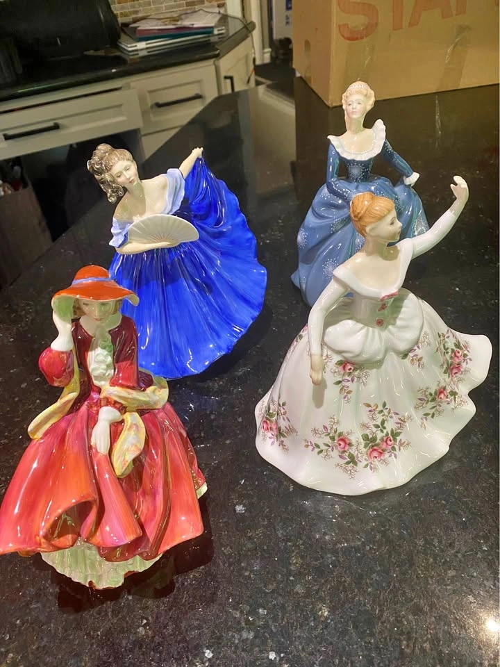Royal Doulton Figurines (mint condition)