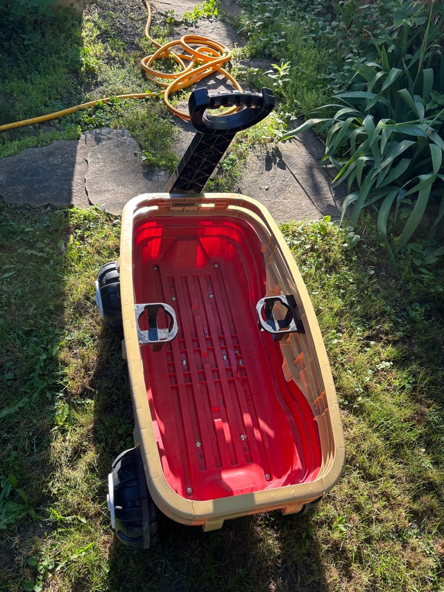 Children’s Red Wagon - photo 3