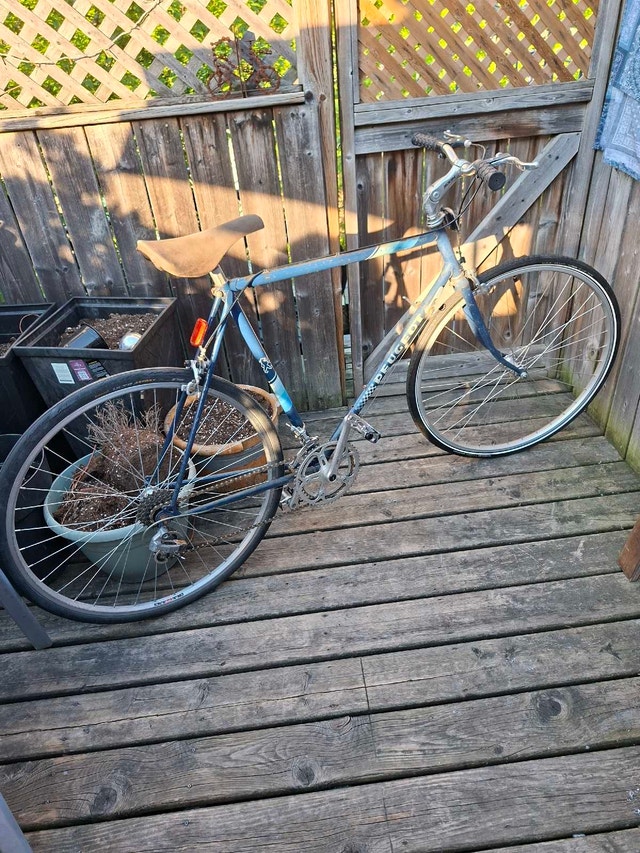 Peugeot road bike, good condition - photo 2