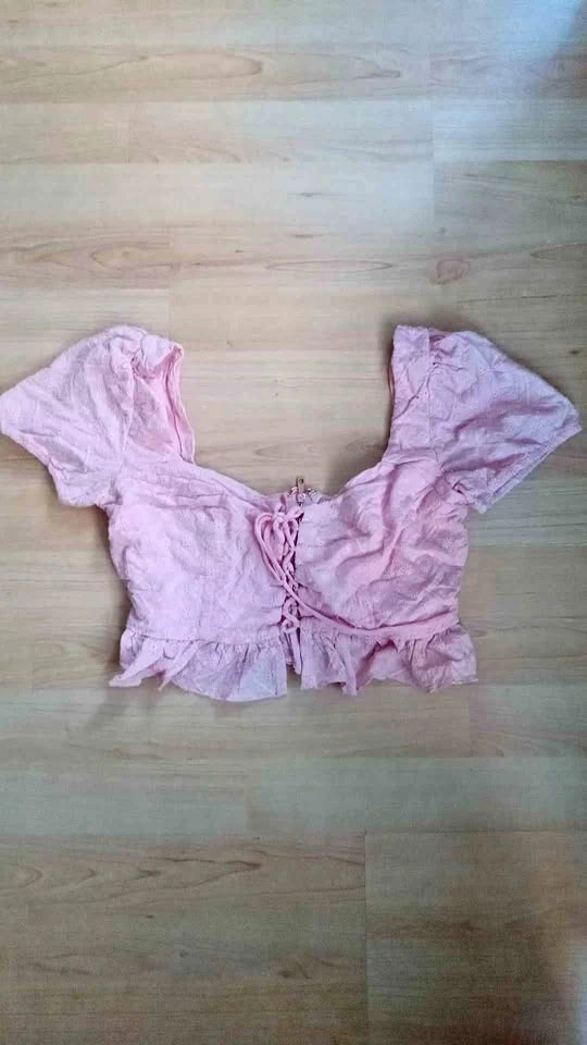 Pink Lace-Up Puff Sleeve Ruffle Crop Top S