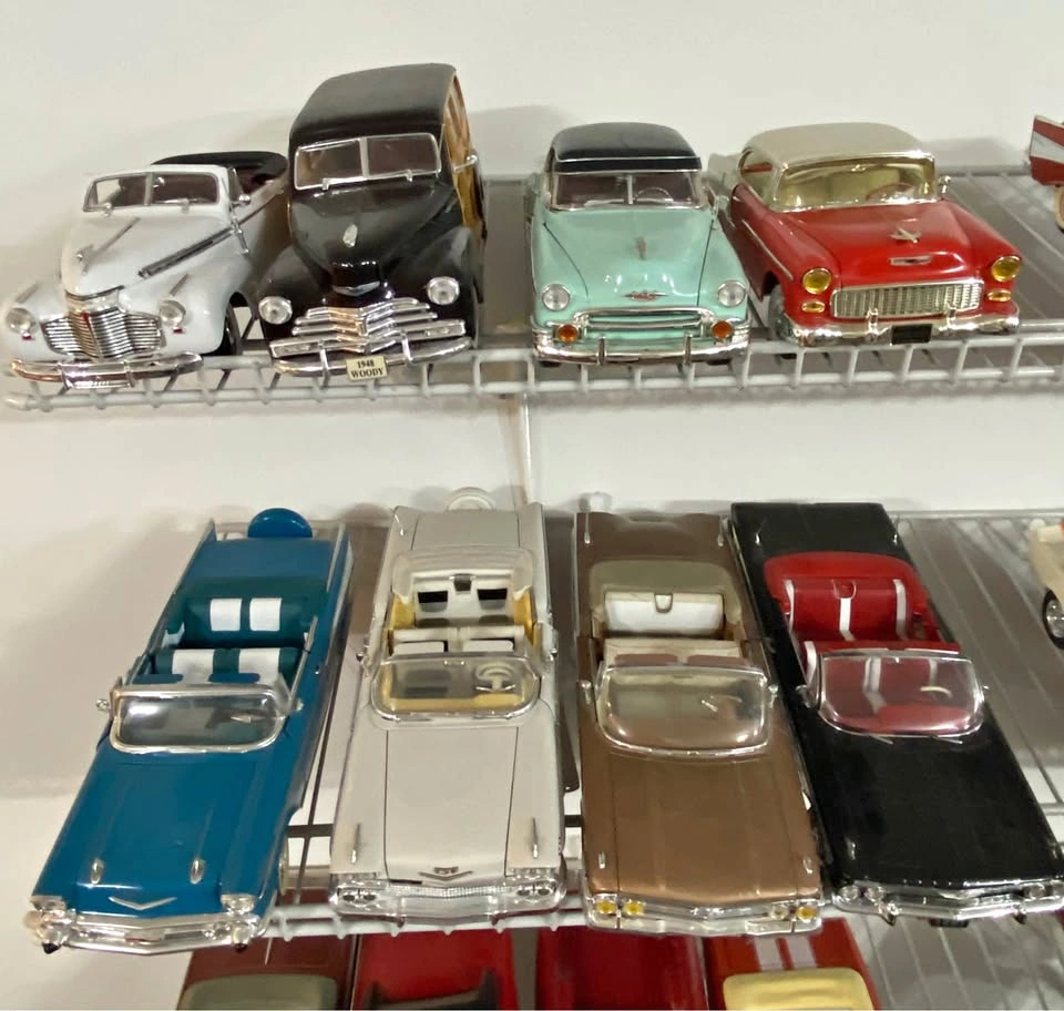 Chevrolet Die Cast 1:18 lot