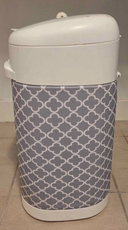 Decorative Cover for LitterLocker - photo 2