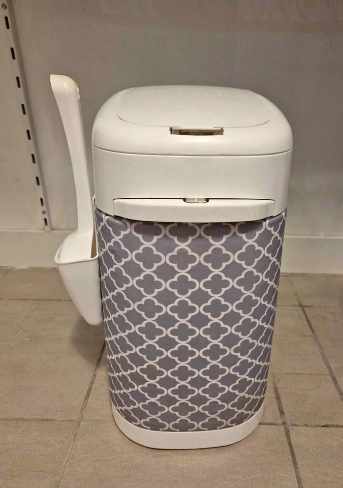 LitterLocker Design Plus Pail with Scoop & Decorative Sleeve