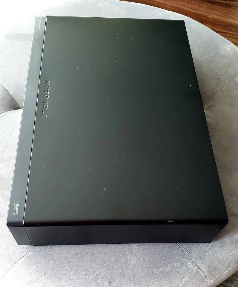 Motorola DCX3400-M HD/DVR Cable Box - photo 5