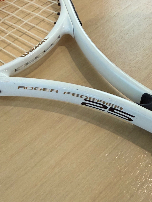 Wilson Roger Federer 25 Junior Tennis Rackets - photo 4