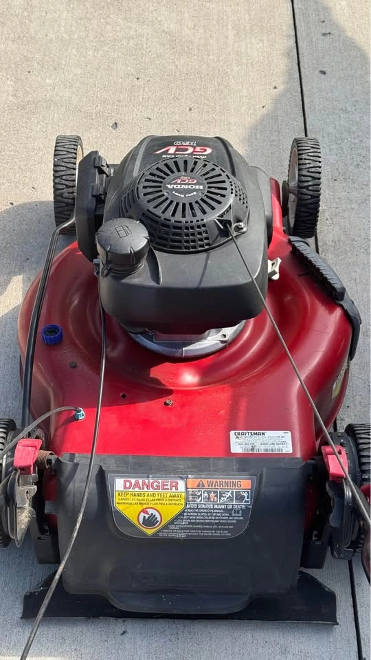Honda Powered Self-Propelled Lawn Mower - photo 2