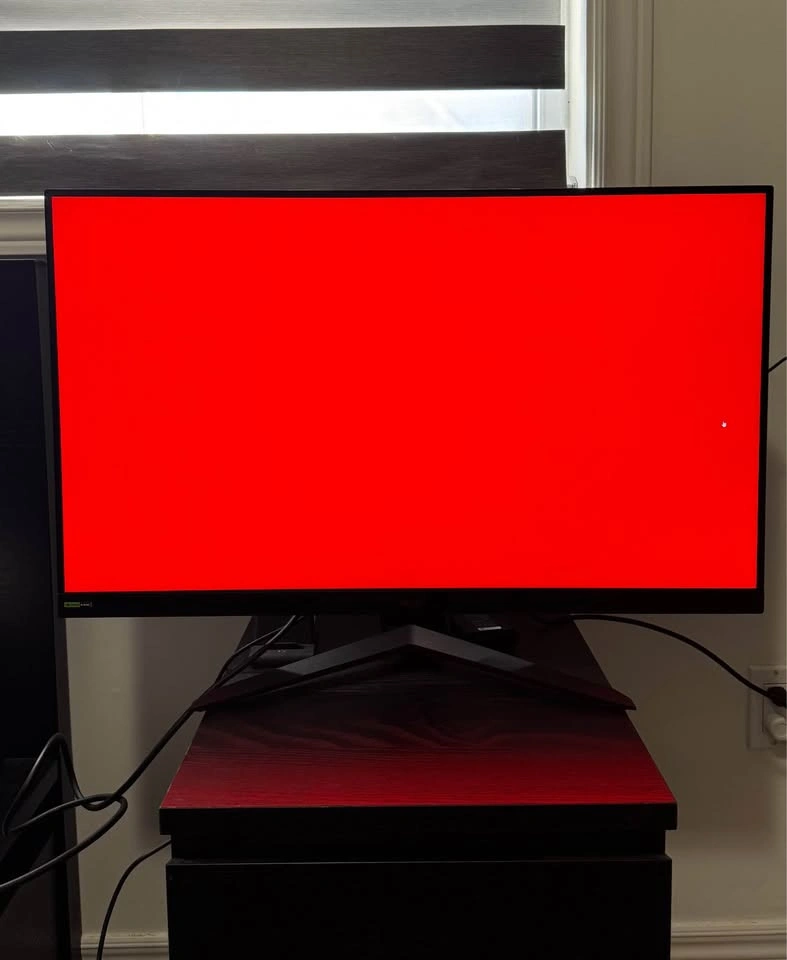 LG UltraGear 32” QHD Gaming Monitor (32GP750-B) – 165Hz - photo 4