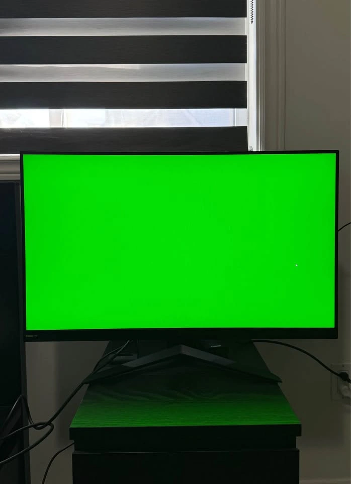LG UltraGear 32” QHD Gaming Monitor (32GP750-B) – 165Hz - photo 5