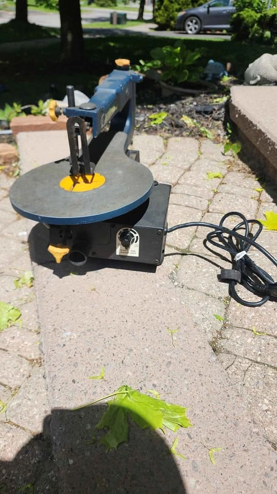 Mastercraft 16" Scroll Saw - photo 3