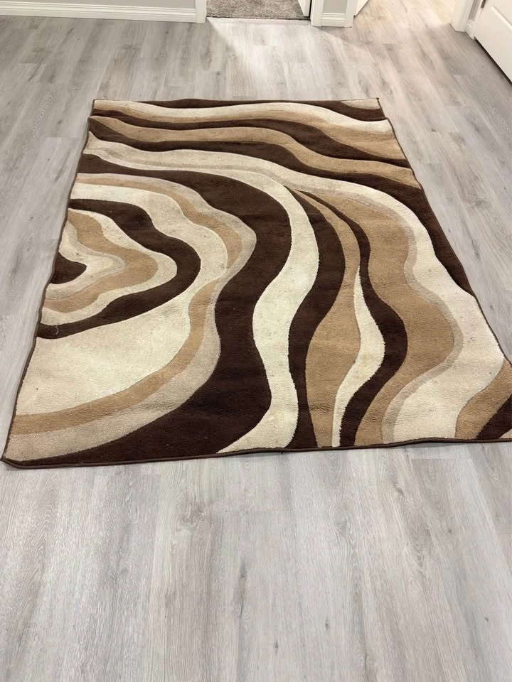 Area rug brown beige cream wavy pattern - photo 5