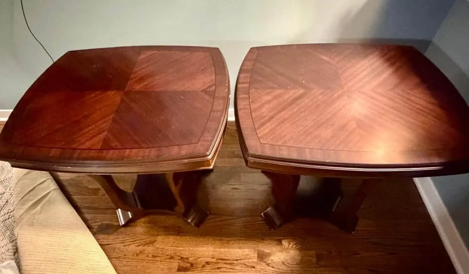 Elegant Traditional Mahogany End Tables – Set of 2 - photo 4