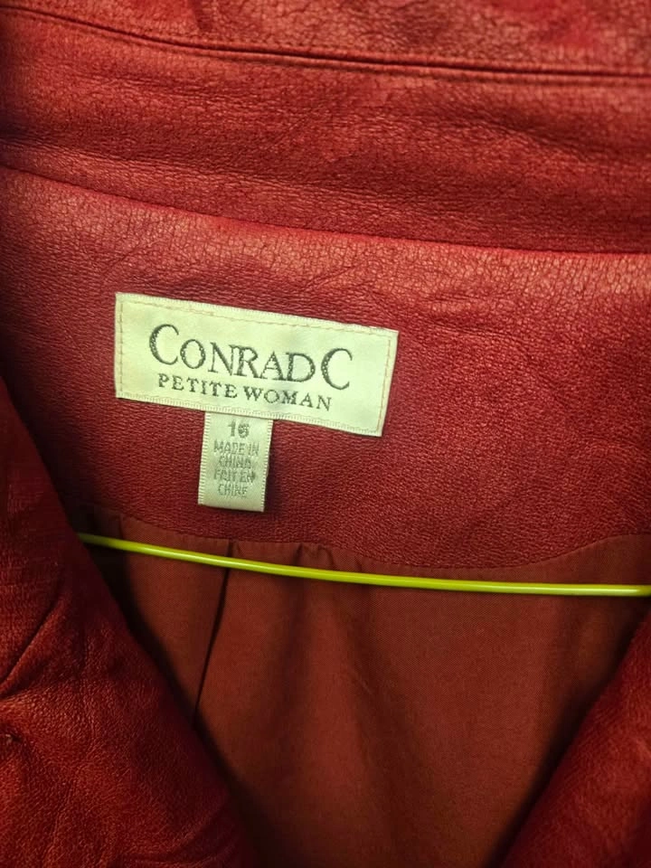 Ladies light coat - photo 2