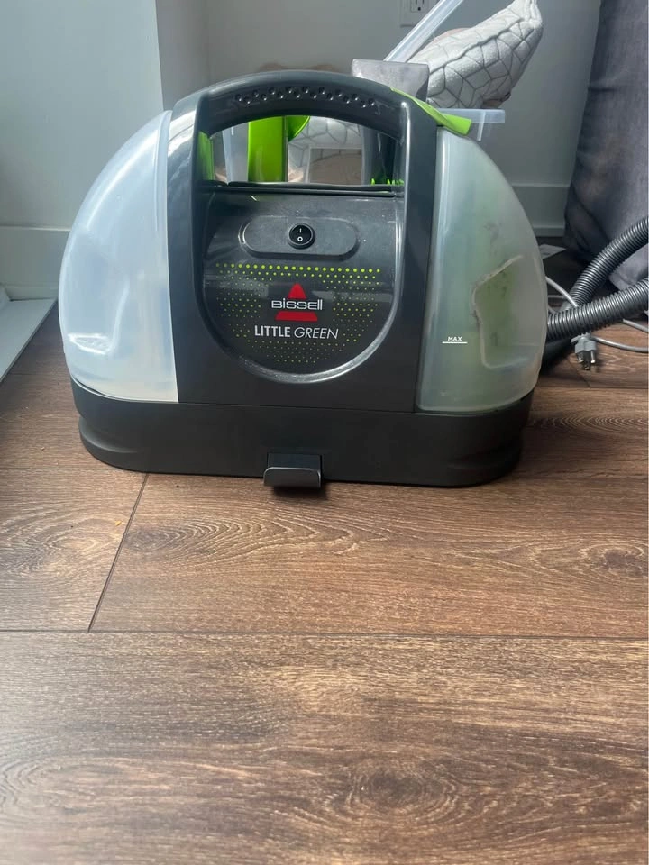 Bissell Little Green portable carpet cleaner - photo 2