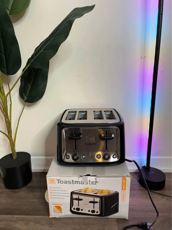 4-Slice Cool Touch Toaster - photo 3