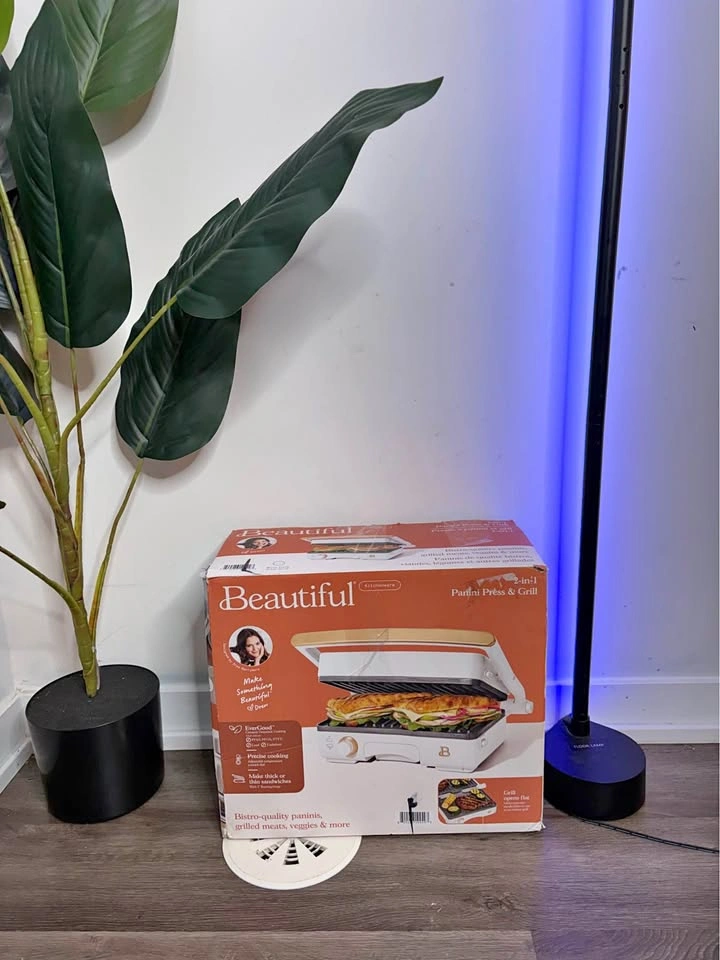 Panini Press & Grill