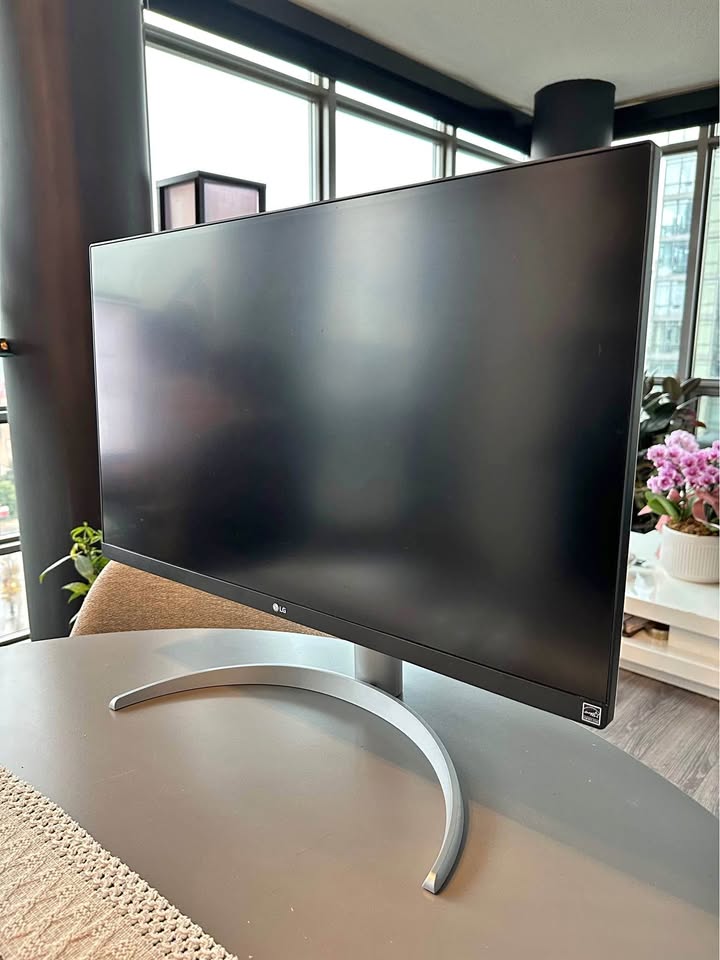 LG 27UP850 - 27” 4K Monitor
