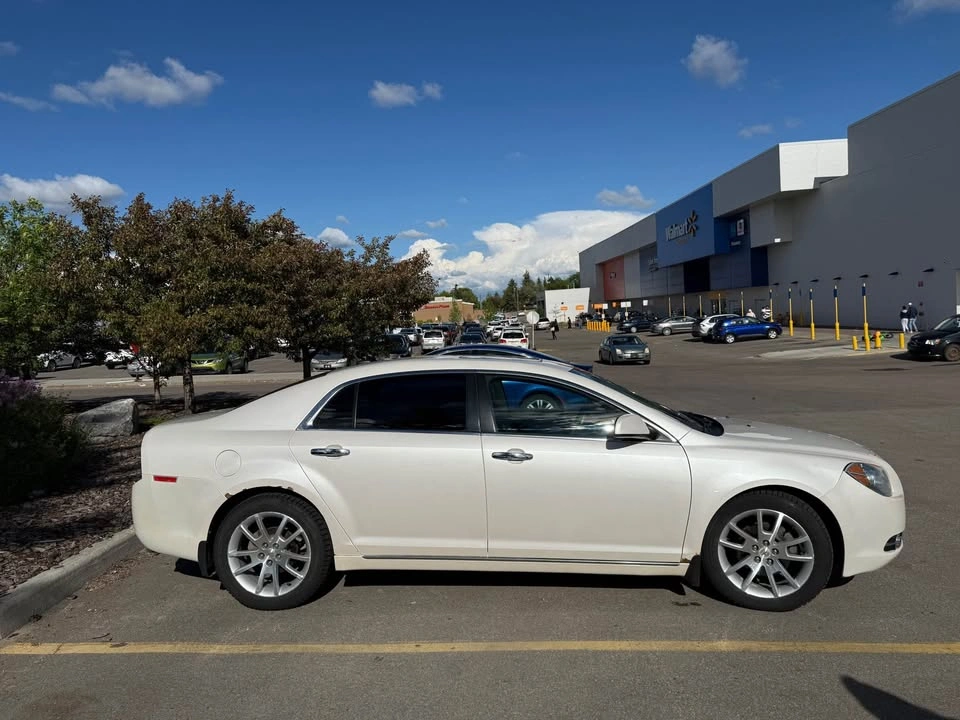 2011 Chevrolet Malibu - photo 5