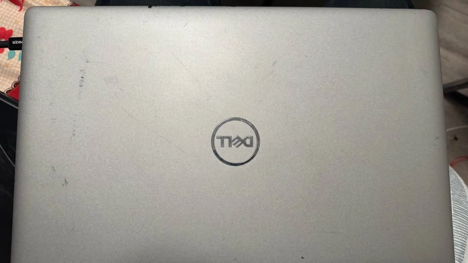 Dell Latitude 5520 15.6" Laptop i7-1185G7 16GB RAM 256GB SSD - photo 4