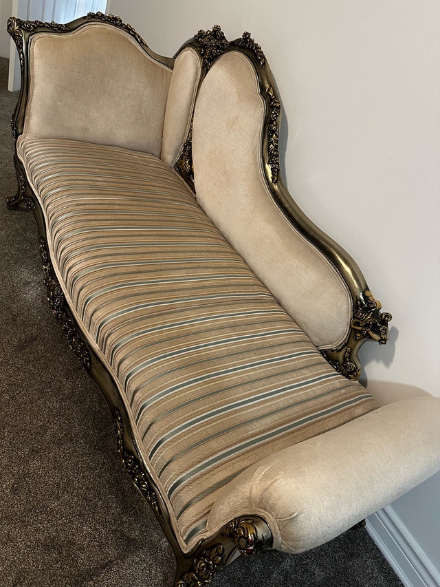 Victorian Style Chaise Lounge - photo 2
