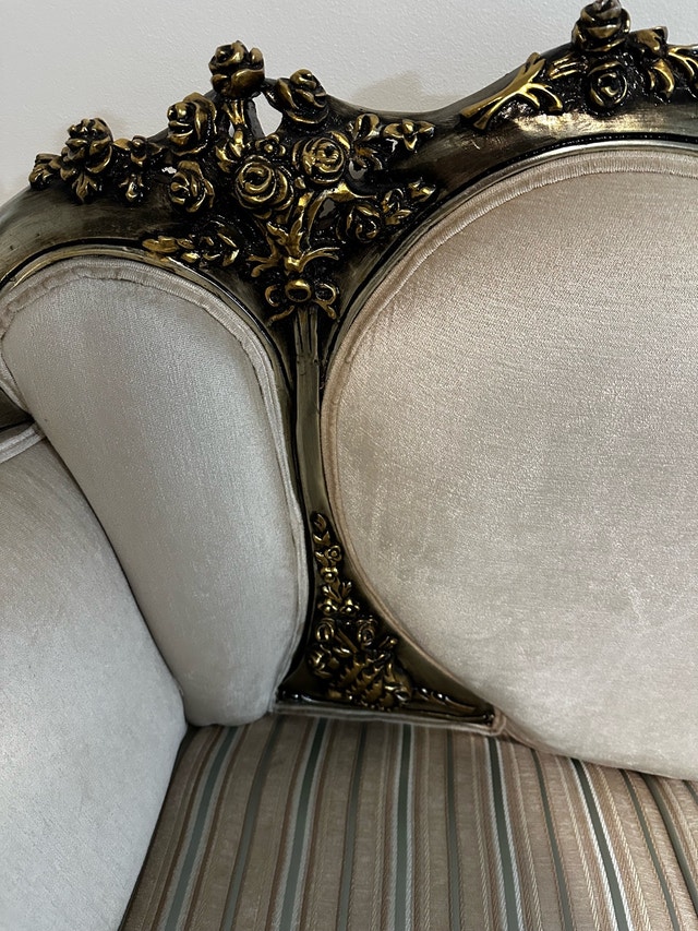 Victorian Style Chaise Lounge - photo 3