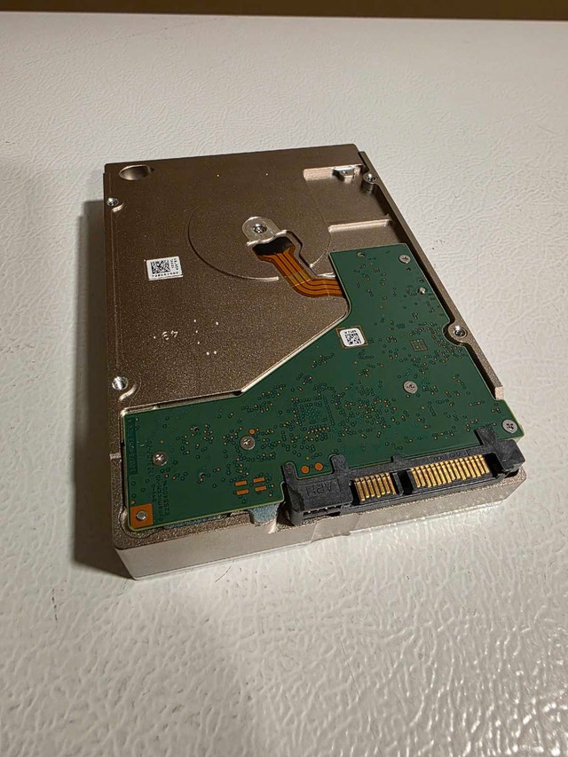 Ironwolf 10tb HDD - For Parts/Non-Critical Data (Bad Sectors) - photo 3