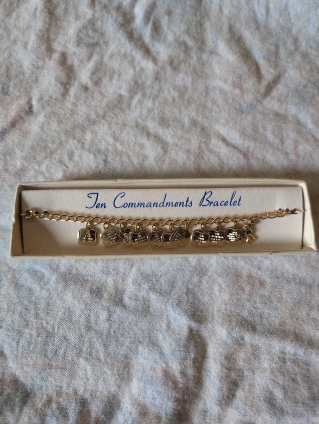Ten commandments bracelet vintage (late 80's)