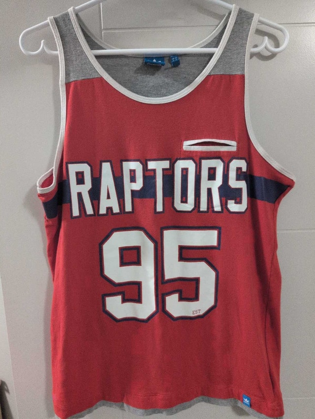 Raptors tank top size medium