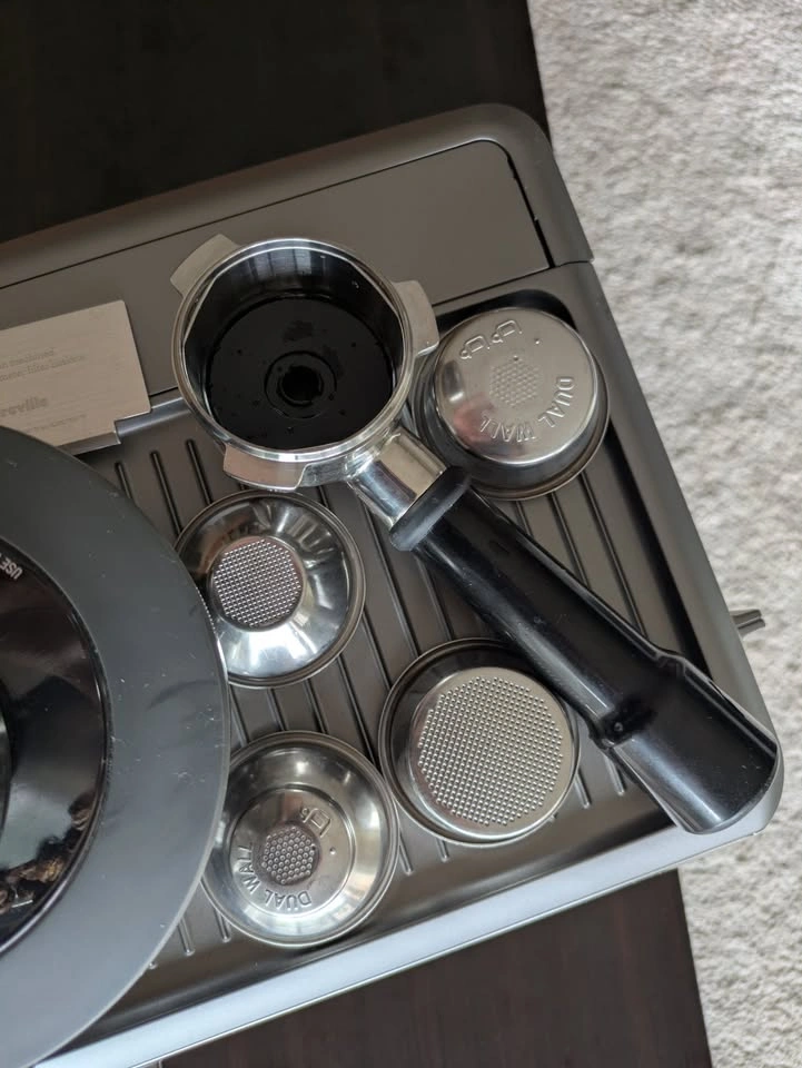 Breville Barista Express Espresso Machine - photo 2