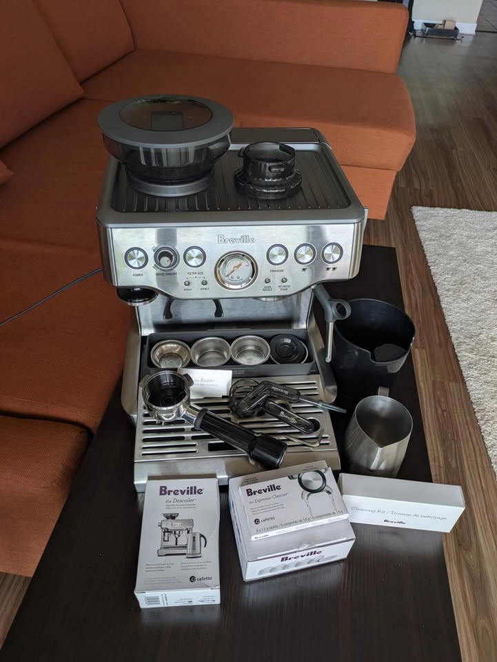 Breville Barista Express Espresso Machine - photo 4