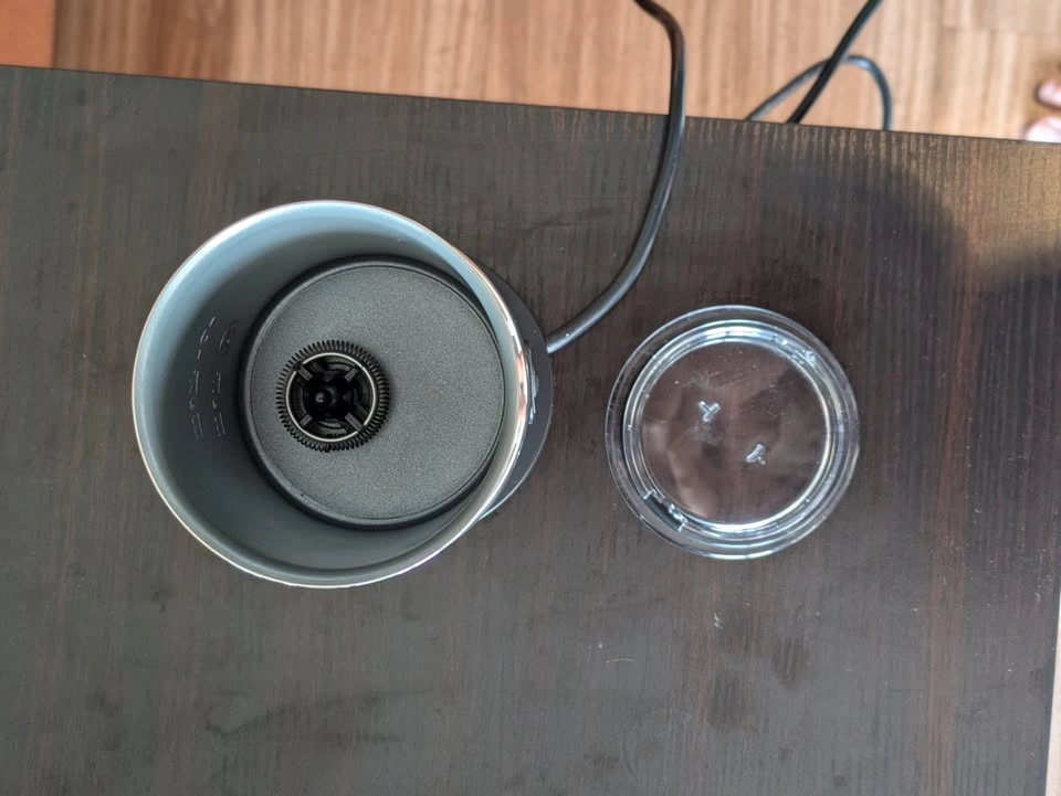 Nespresso Aeroccino 3 Milk Frother - photo 2