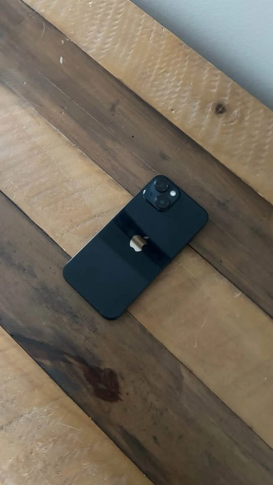iPhone 14 - Great condition - photo 4