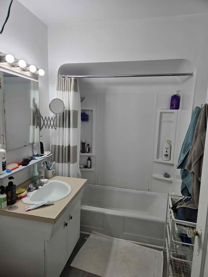 Room for Rent - photo 4