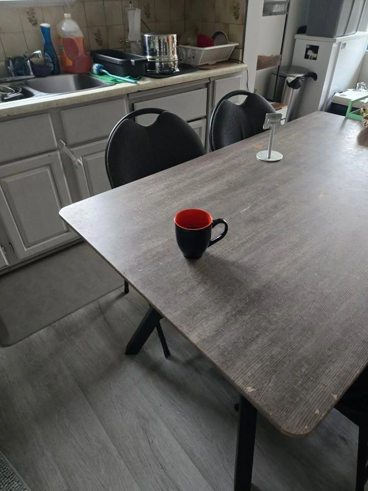outdoor table - photo 2