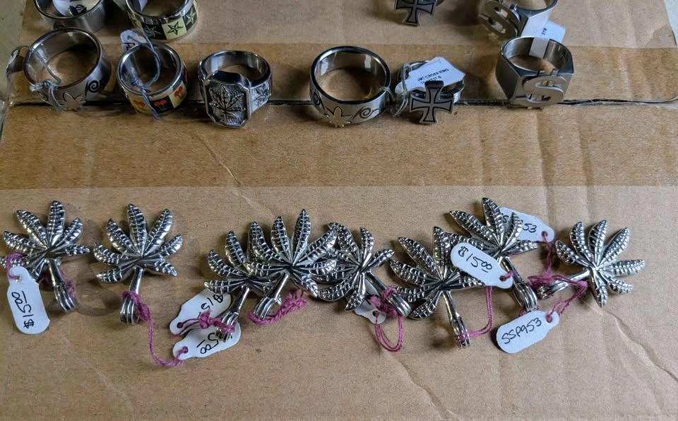 Stainless jewelry lot 25pc - photo 2