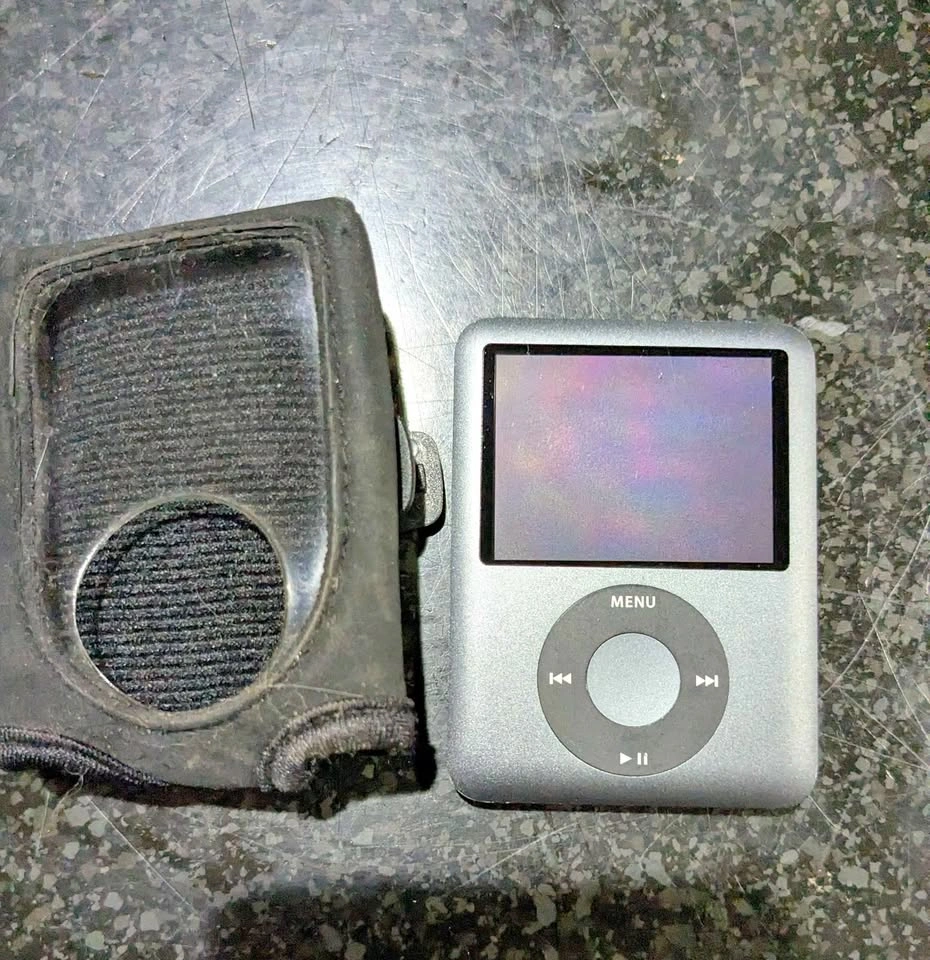 Ipod nano 3rd gen no charging cable