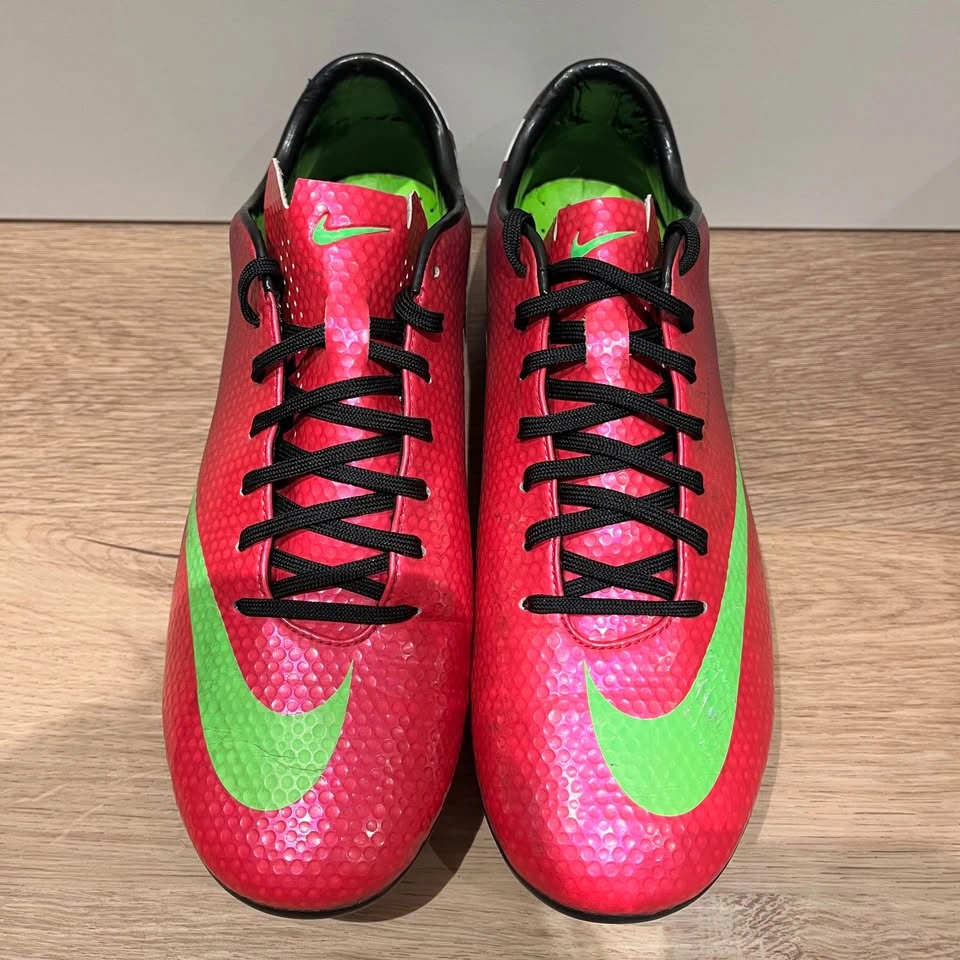Nike Mercurial Soccer Cleats size 8 - photo 2