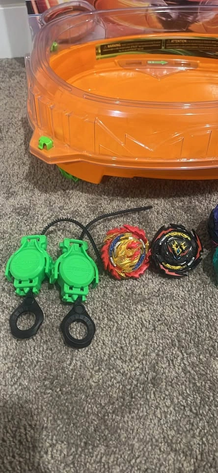 Beyblade Burst Quaddrive Cosmic Vector battle set + Additional b - photo 3