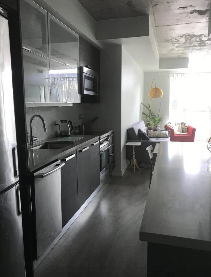 Private room for rent - photo 3