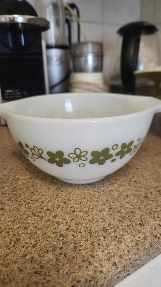 Vintage Pyrex Spring Blossom Green Bowls set - photo 3