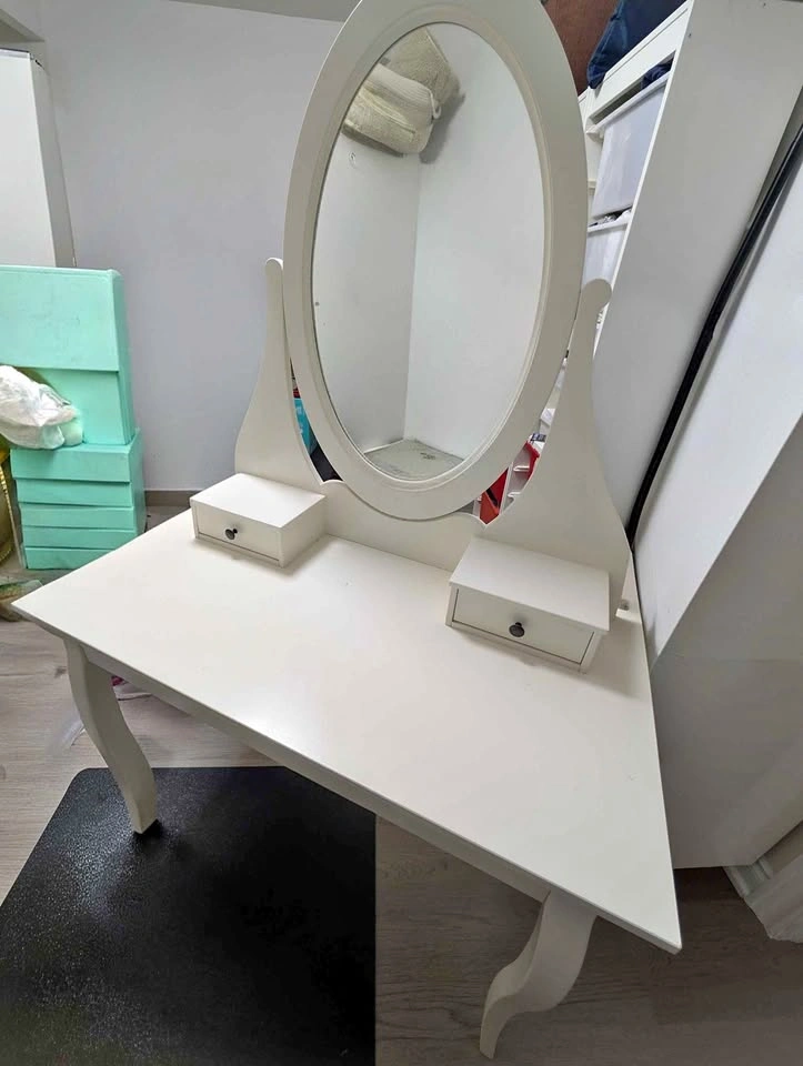 Hemnes Ikea Dressing Table with Mirror