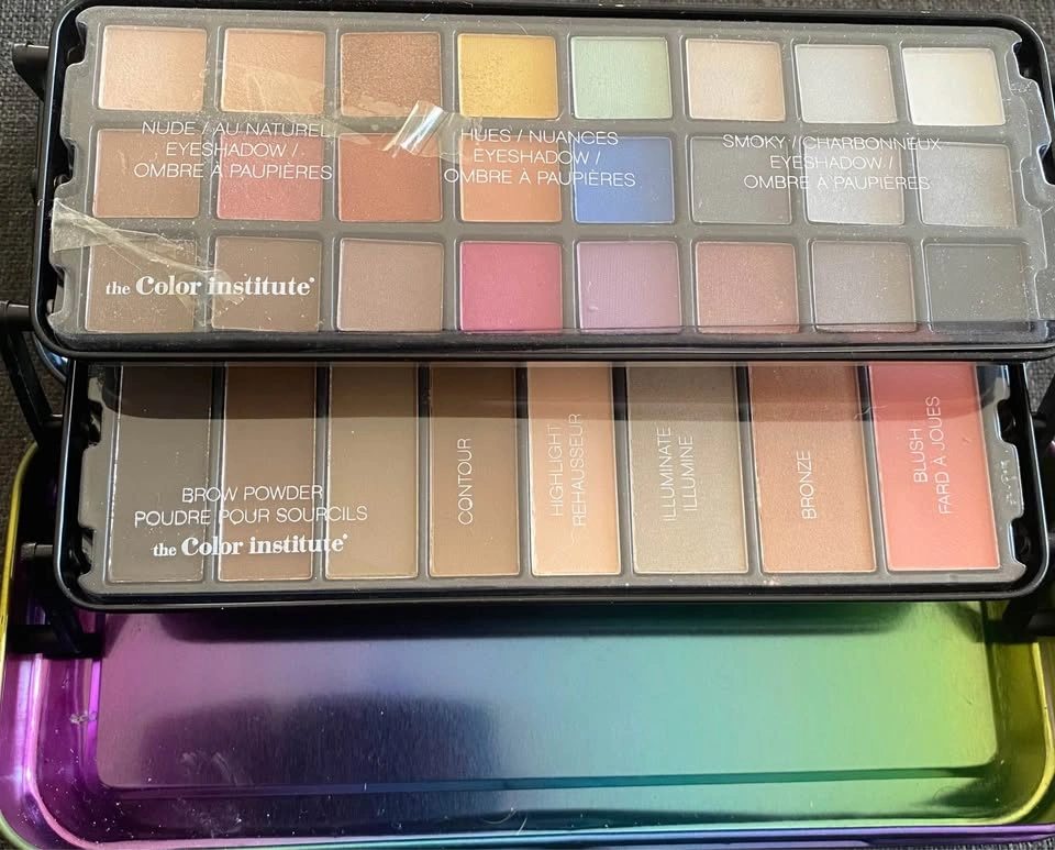 The Color Institute Makeup Palette - photo 2