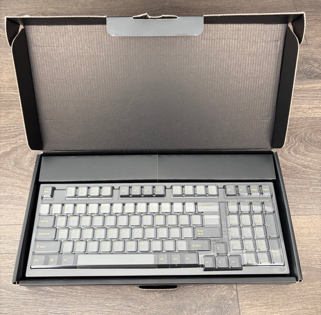 Leopold FC980M PD Ash Yellow Double Shot PBT Mechanical Keyboard - photo 3