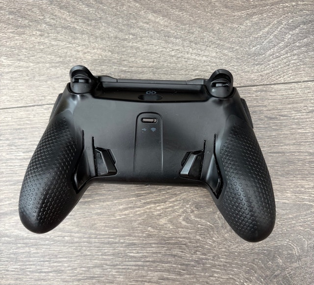 Scuf Envision Pro controller + extra accessories - photo 3