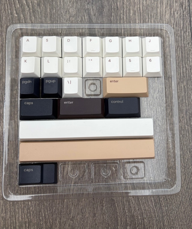 Osume Tsukimi Keycaps - photo 3