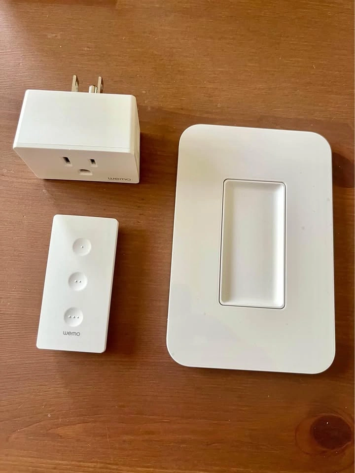 WeMo Plug and Stage Scene Controller with Thread